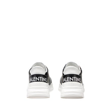 Load image into Gallery viewer, VALENTINO Sneakers running in black calf